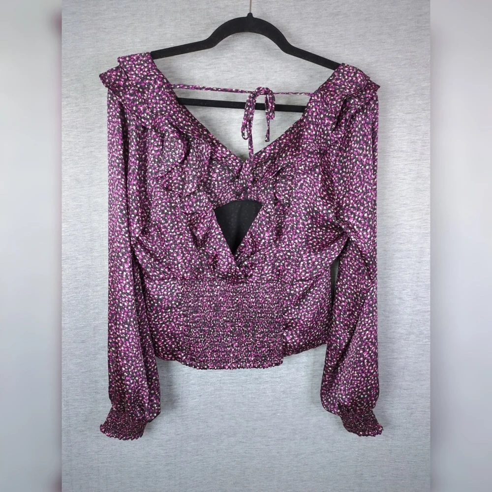 👯♀️Host Pick⚡️Signature by Reitmans V-Neck Blouse with Smocked Back - Picture 5 of 9